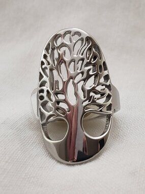 Tree of lif ring in stainless steel sizes 6,7,8,9,10